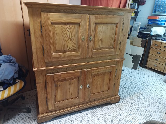 Fünftest Bild von dem Brandschrank